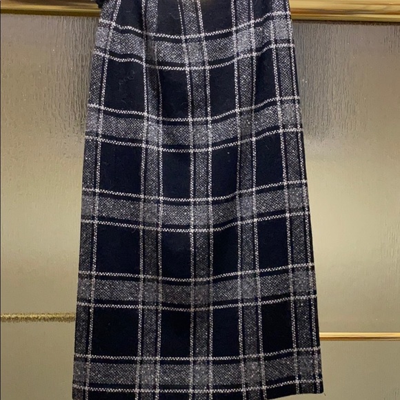 🌟Sale🌟Talbots wrap wool skirt - Picture 3 of 6